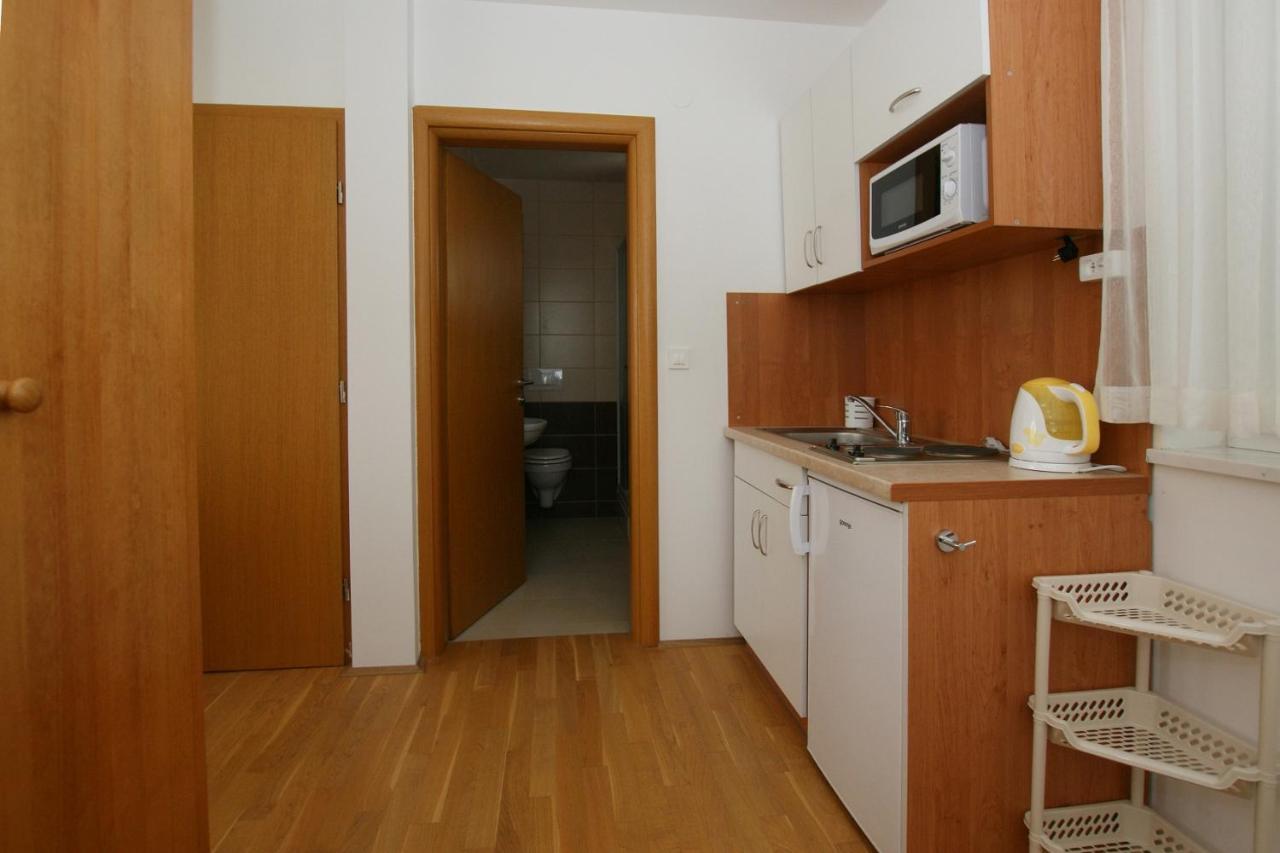 Villa Trio Srima Exteriör bild