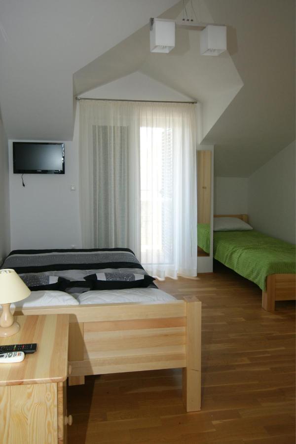Villa Trio Srima Exteriör bild